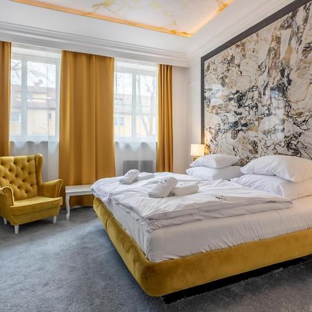 Monte Carlo Boutique Hotel 슈비노우이스쳬 외부 사진