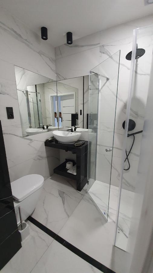 Monte Carlo Boutique Hotel 슈비노우이스쳬 외부 사진