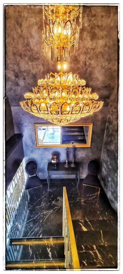 Monte Carlo Boutique Hotel 슈비노우이스쳬 외부 사진