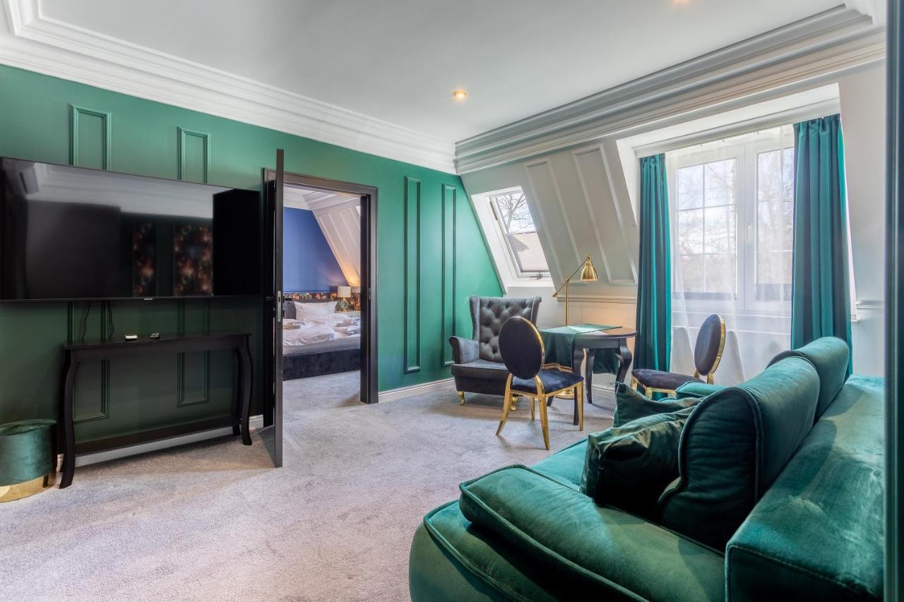 Monte Carlo Boutique Hotel 슈비노우이스쳬 외부 사진