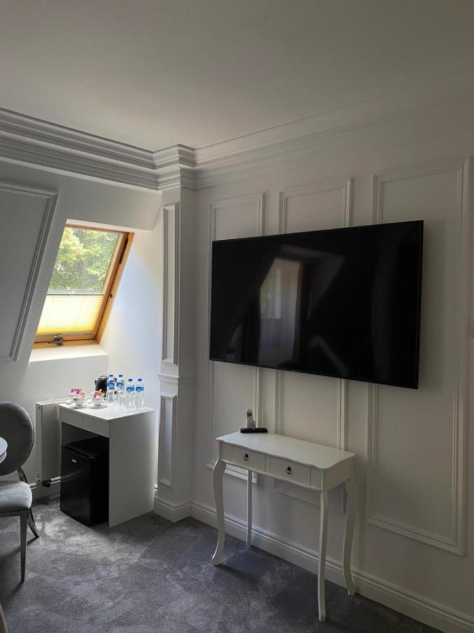 Monte Carlo Boutique Hotel 슈비노우이스쳬 외부 사진