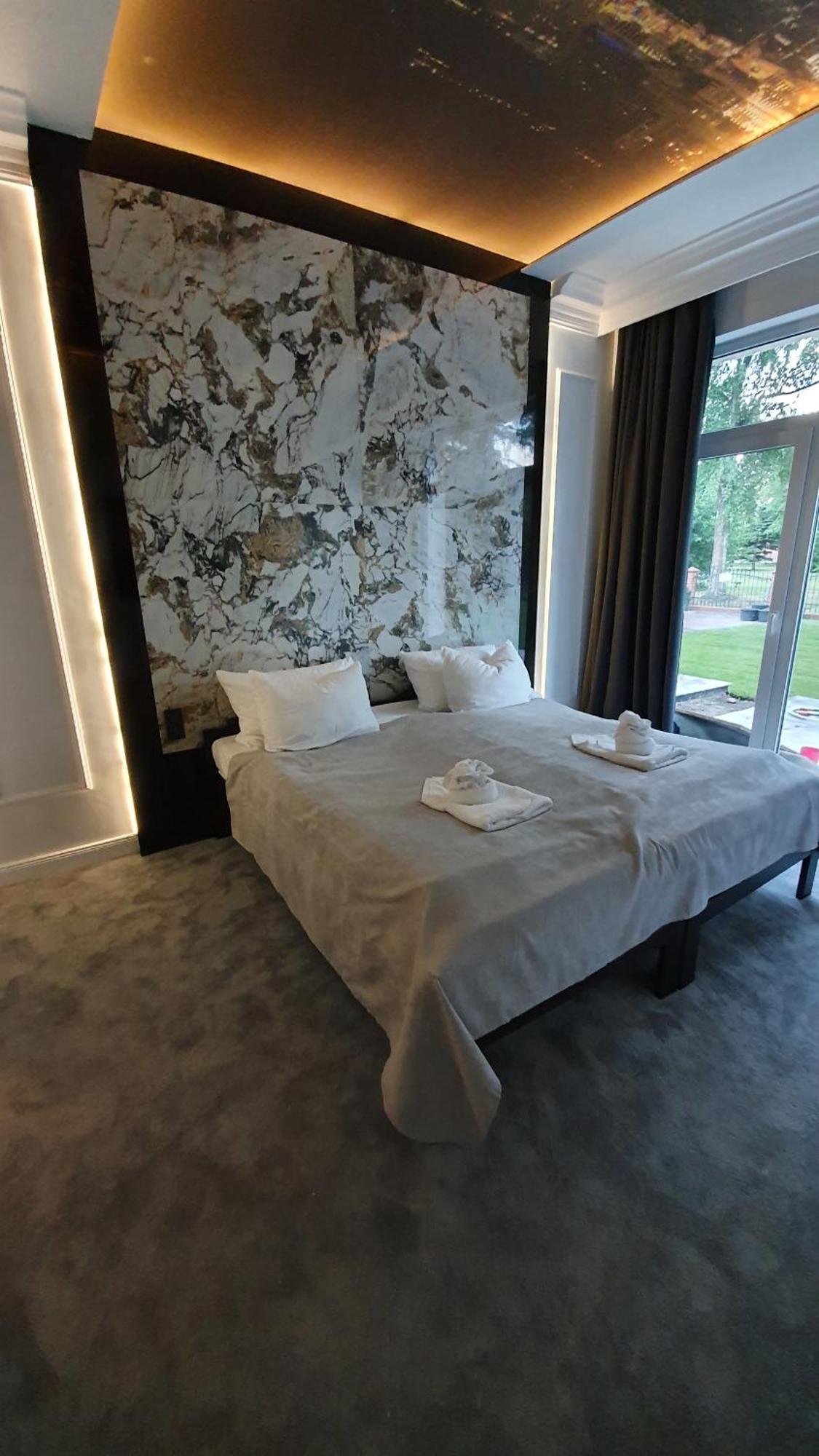 Monte Carlo Boutique Hotel 슈비노우이스쳬 객실 사진